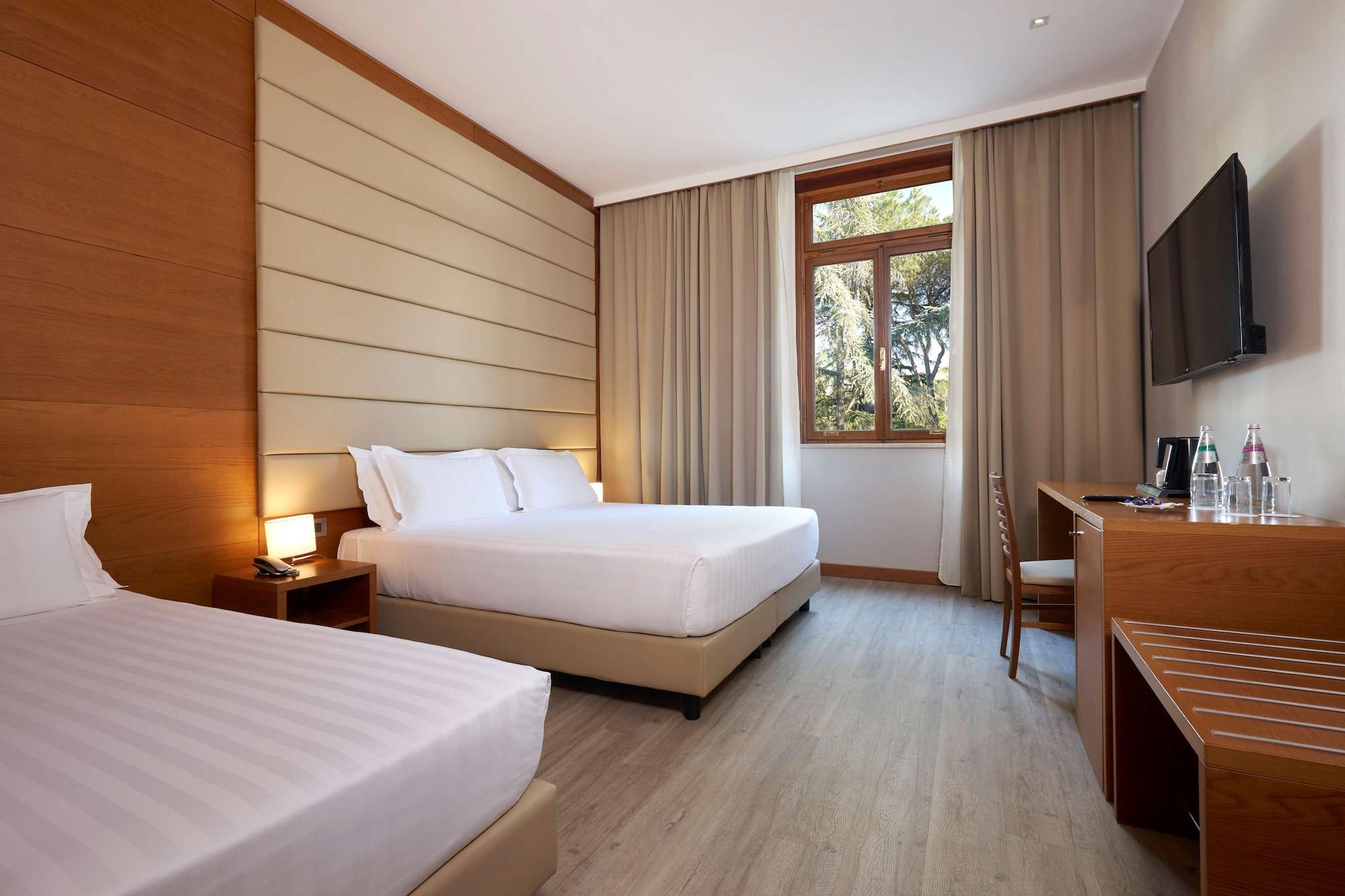Occidental Aurelia Hotel Rome Bagian luar foto