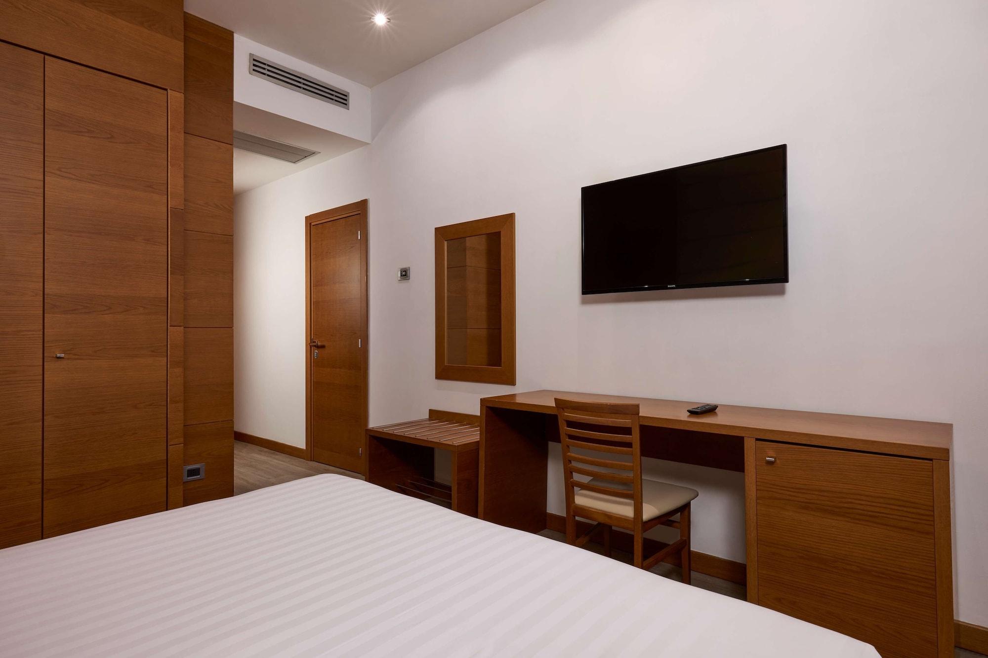 Occidental Aurelia Hotel Rome Bagian luar foto