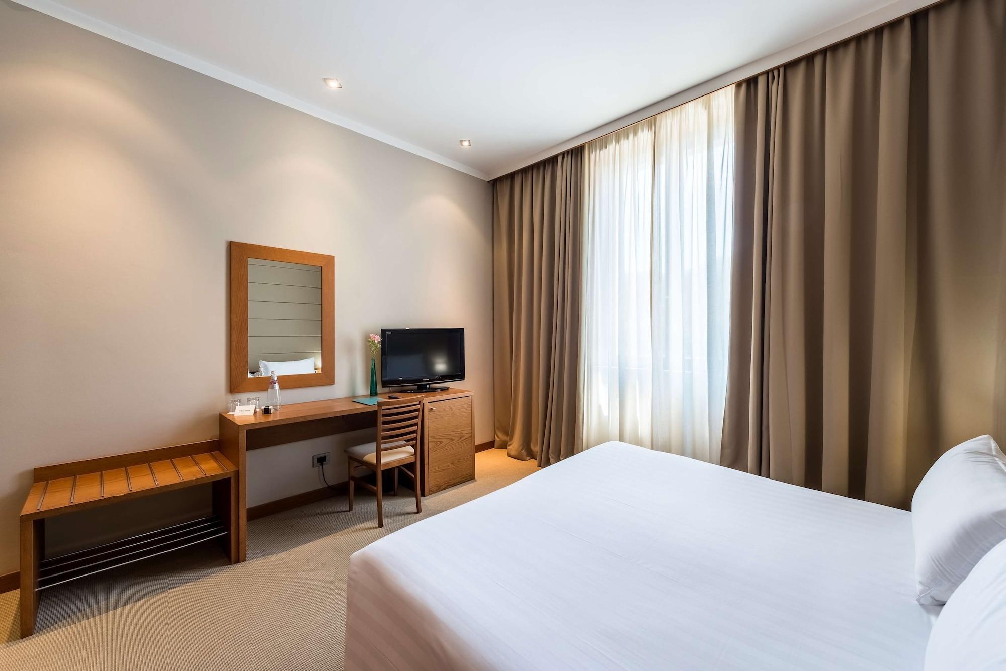 Occidental Aurelia Hotel Rome Bagian luar foto