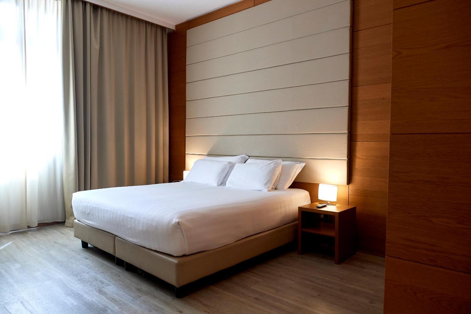 Occidental Aurelia Hotel Rome Bagian luar foto