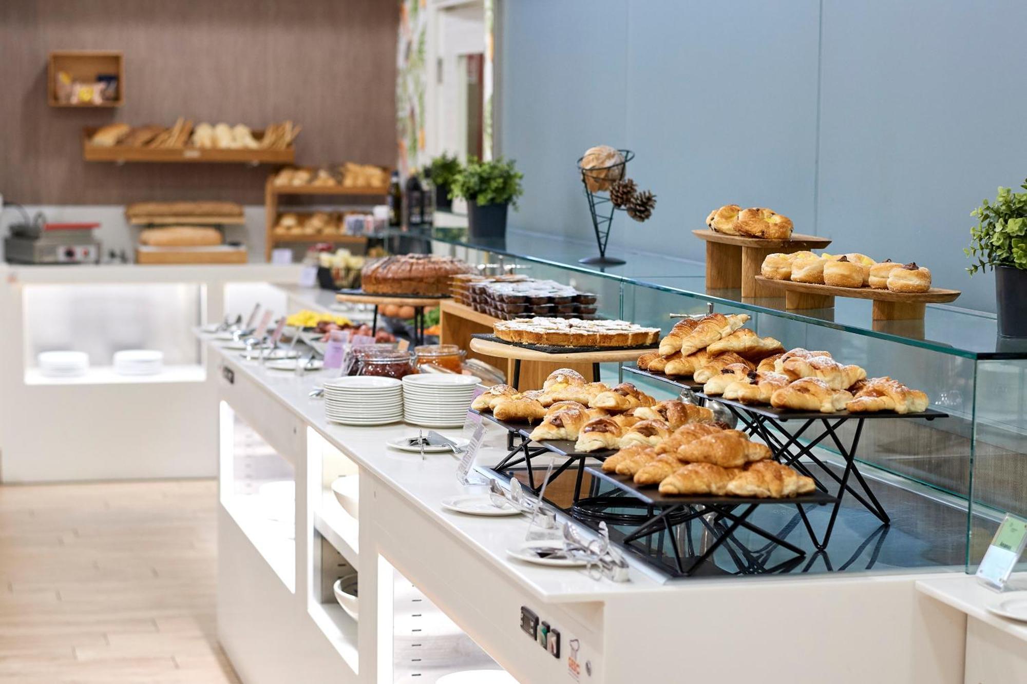 Occidental Aurelia Hotel Rome Bagian luar foto